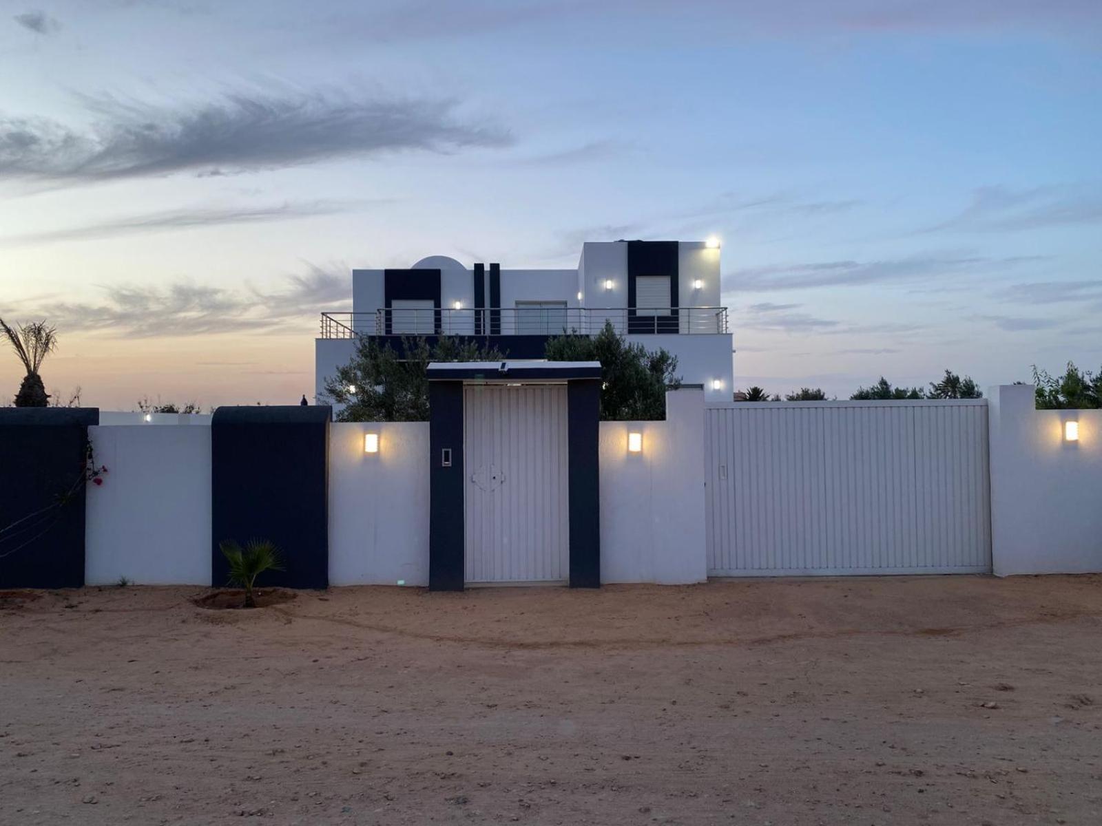 Villa * Erriadh